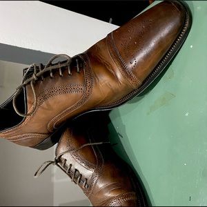 Too Boot New York Mens 10.5 Dress Shoe.